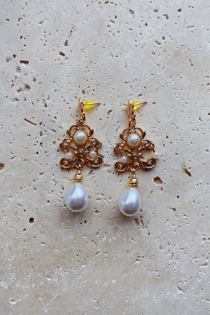 Glazori Jewels Glazori Seraphina White Drop Earrings 5 Glazori Jewels Glazori Seraphina White Drop Earrings