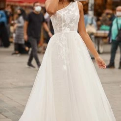 A&N Boutique Boho Bridal Berna Gown