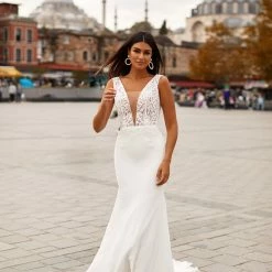A&N Boutique Boho Bridal Nazan Gown