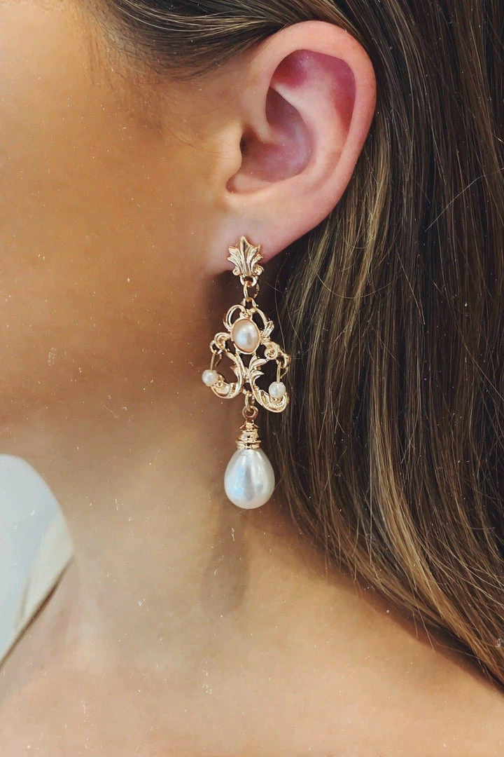 Glazori Jewels Glazori Seraphina White Drop Earrings 3 Glazori Jewels Glazori Seraphina White Drop Earrings