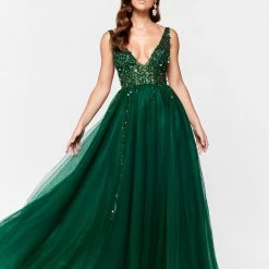 A&N Boutique A&N Princessa Tulle V Neck Gown - Emerald