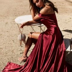 A&N Boutique A&N Luxe Luciana Satin Gown - Burgundy