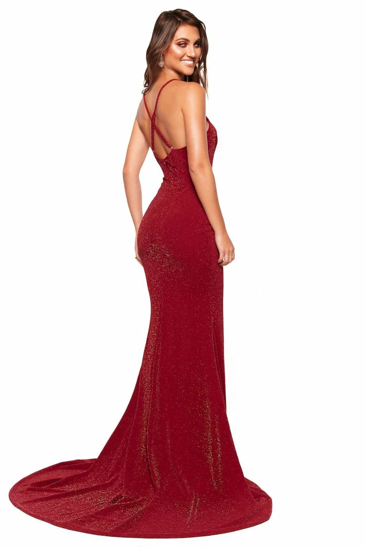 A&N Boutique A&N Luxe Iesha Shimmering Gown - Burgundy 4 A&N Boutique A&N Luxe Iesha Shimmering Gown - Burgundy